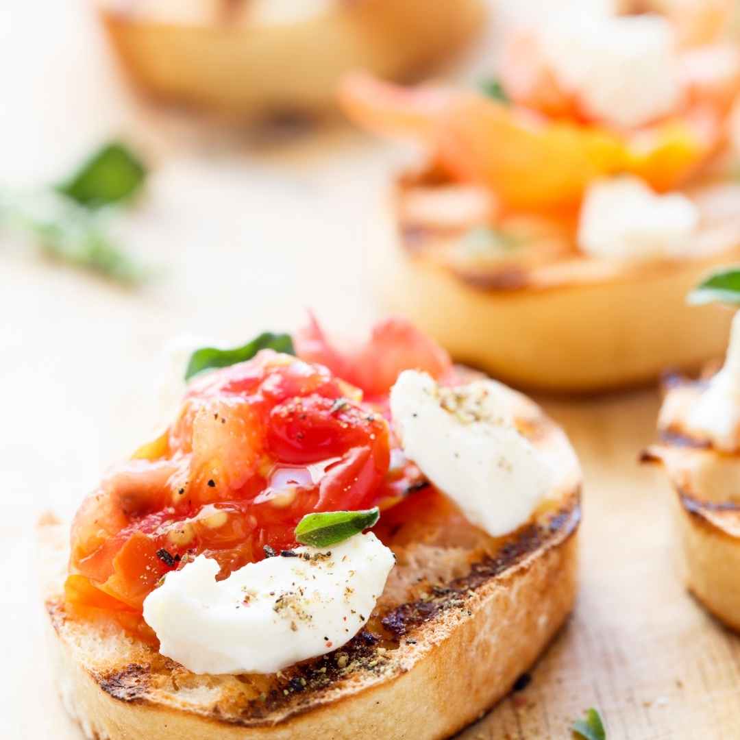 Crostini with Goat Cheese Appetizers Homemade Food Junkie
