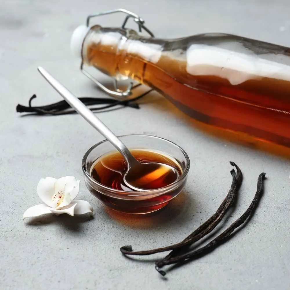 Homemade vanilla extract - Everyday Dishes