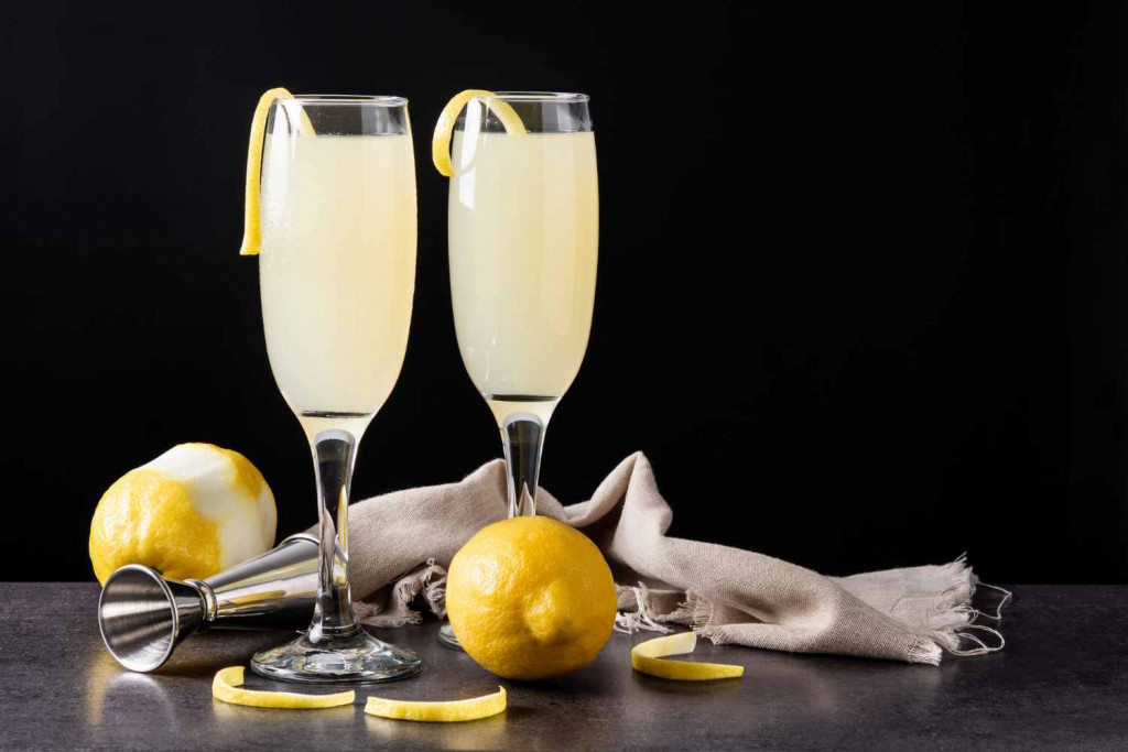 Cocktail Garnishes-Lemon Peel