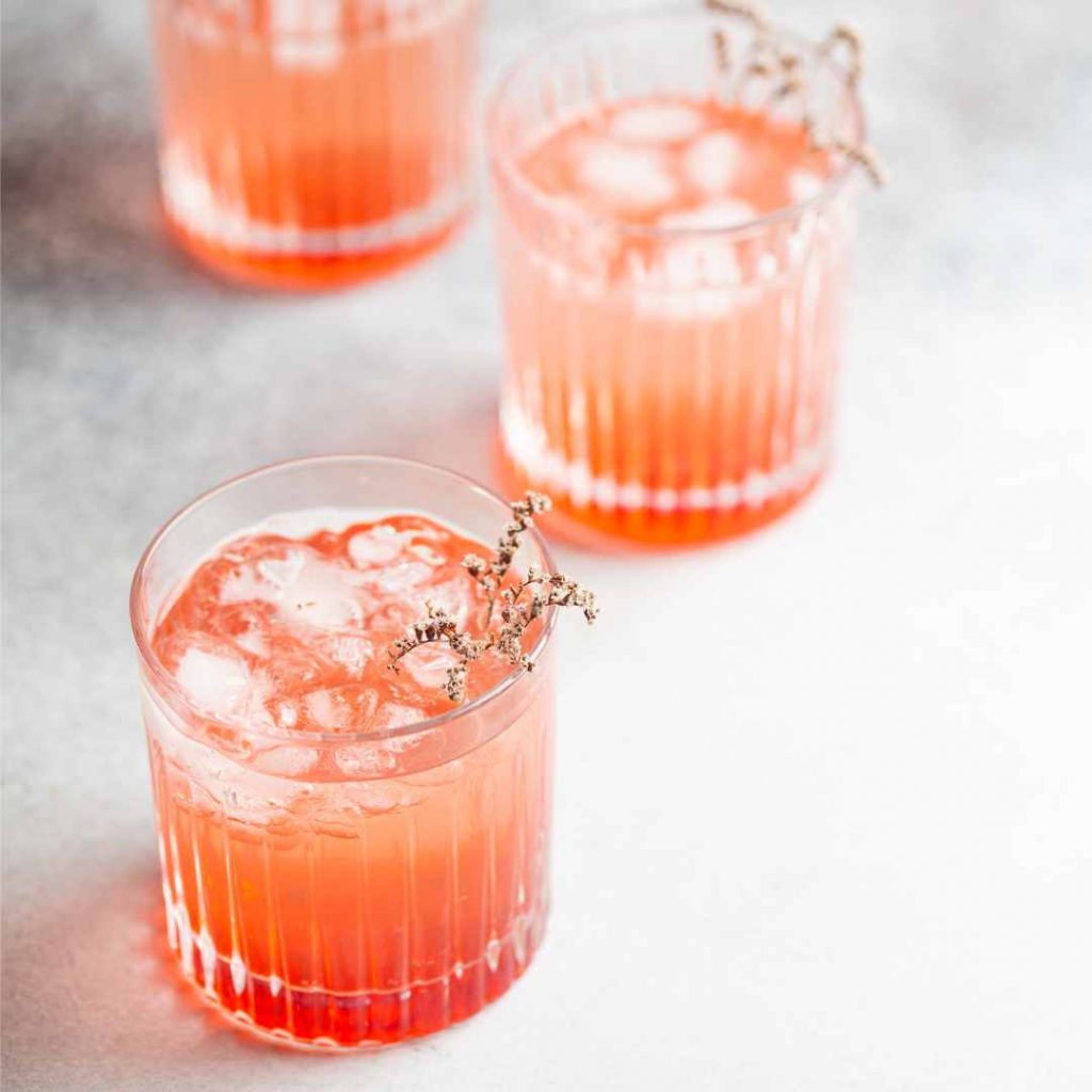 Pink Lemonade Vodka Drink 1