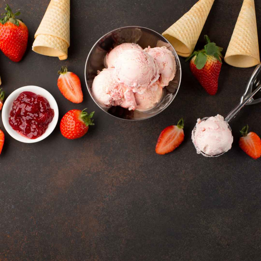 Strawberry Ice Cream 3