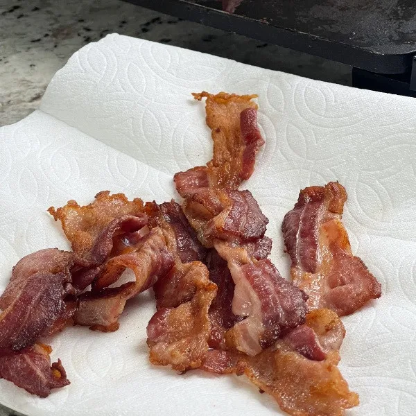 Cooked Bacon-Breakfast Sliders
