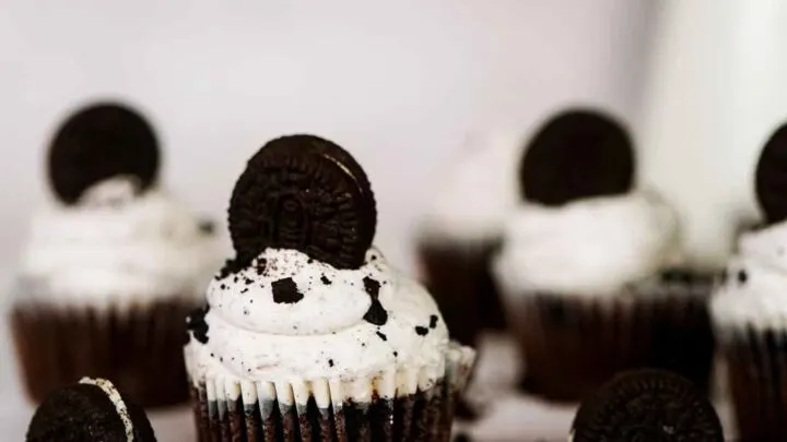 Cookies And Cream Cupcakes