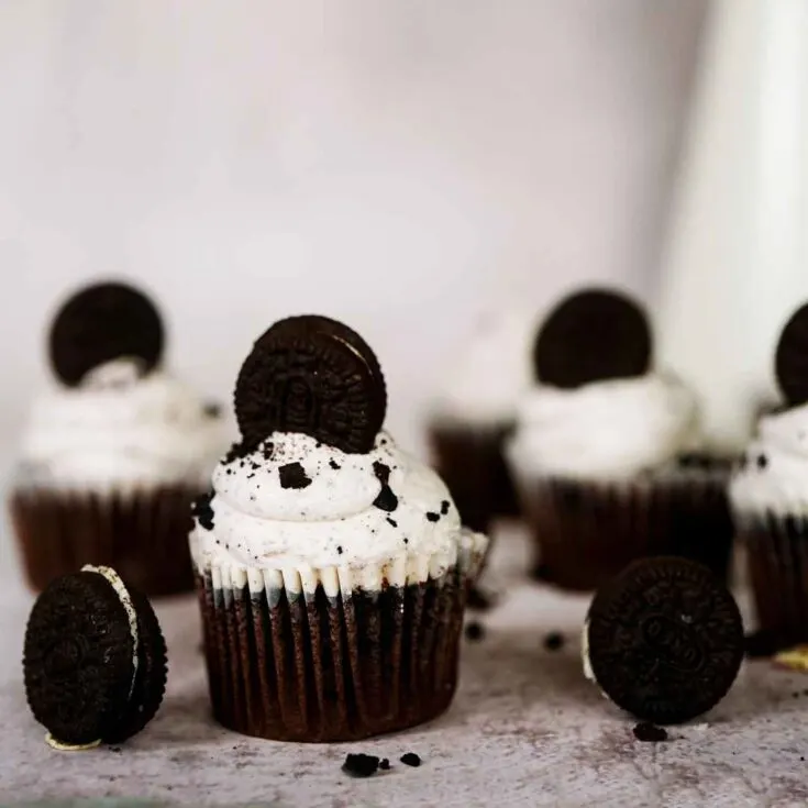 Cookies And Cream Cupcakes 1