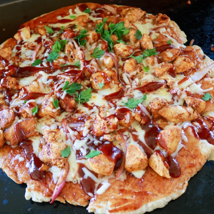 blackstone barbeucue chicken pizza