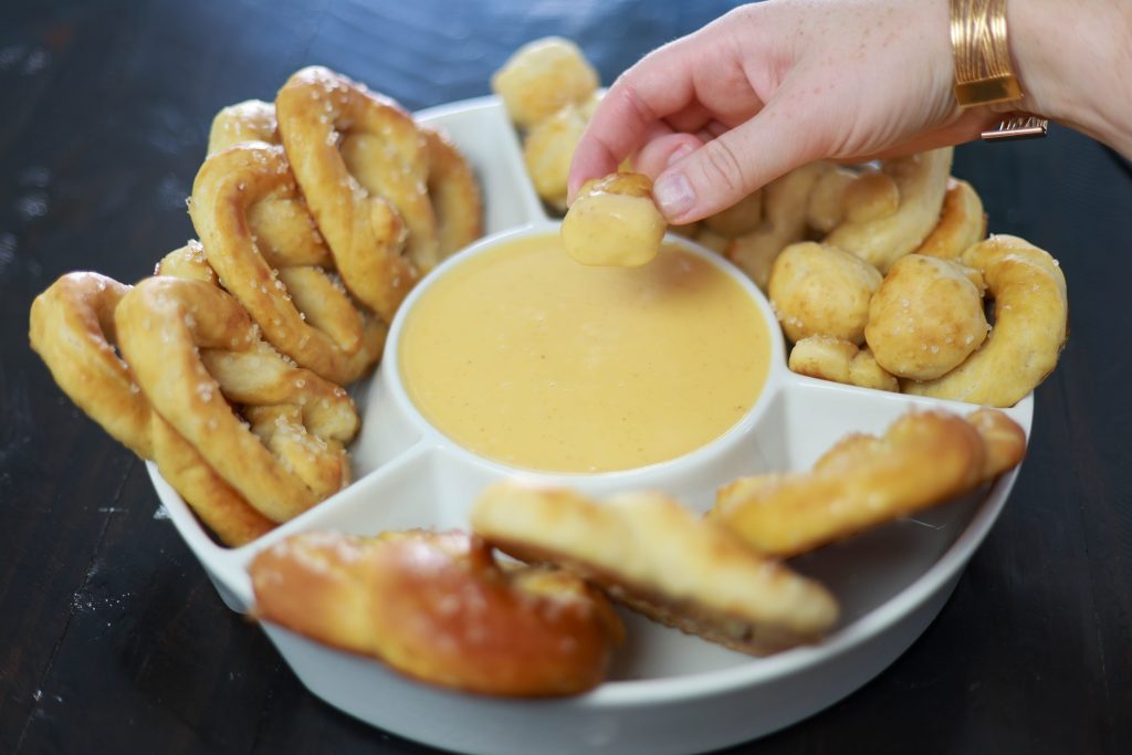 Delicious Beer Cheese Dip