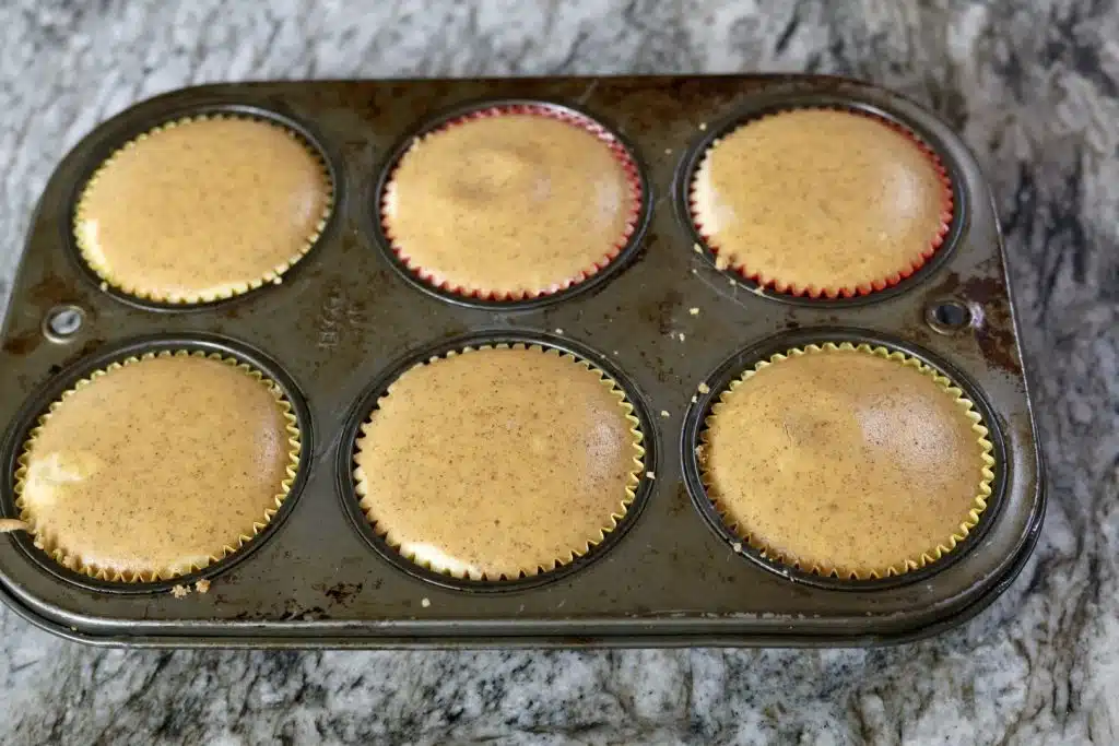 Layered Pumpkin Cheesecake Cupcakes 3 Layered Pumpkin Cheesecake Recipe With Paper Liners