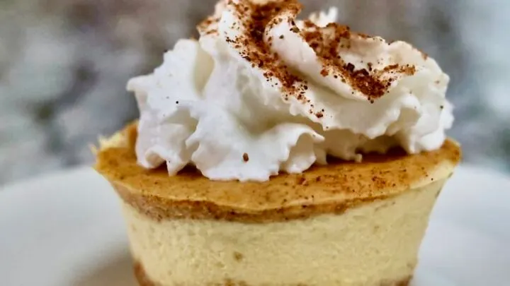 Layered Pumpkin Cheesecake Cupcakes 6 Pumpkin Cheesecake Cupcakes