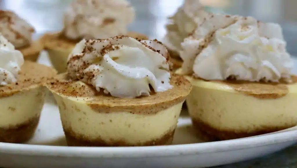 Layered Pumpkin Cheesecake Cupcakes 1 Layered Pumpkin Cheesecake Cupcakes