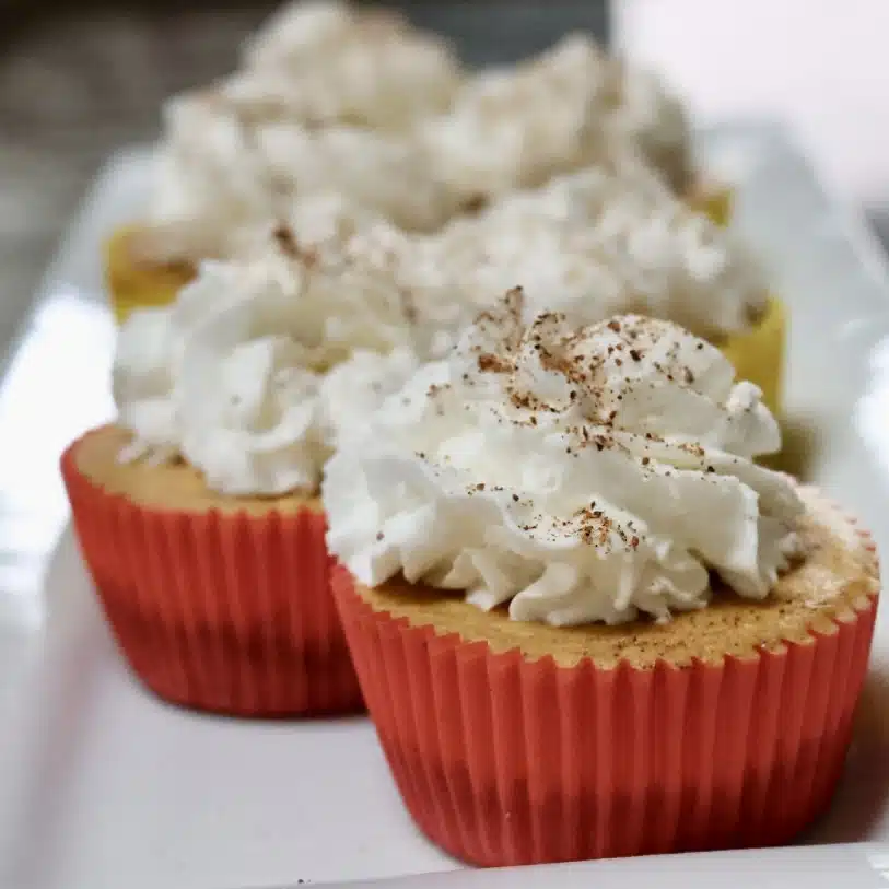 Layered Pumpkin Cheesecake Cupcakes 2 Layered Pumpkin Cheesecake Cupcakes