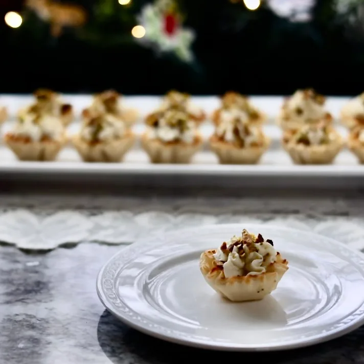 hot honey Boursin phyllo Cups