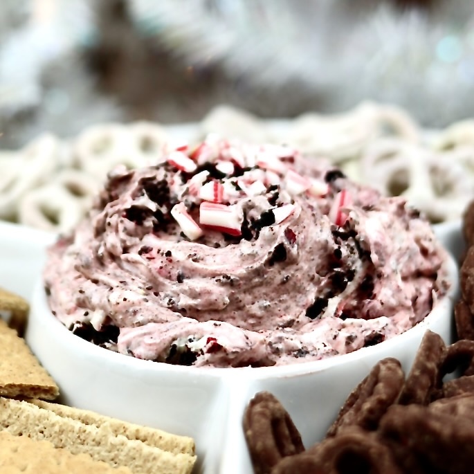 Candy Cane Oreo Cheesecake Dip 18 No-bake holiday appetizer dip with crushed candy canes and Oreos.Candy Cane Oreo Cheesecake Dip