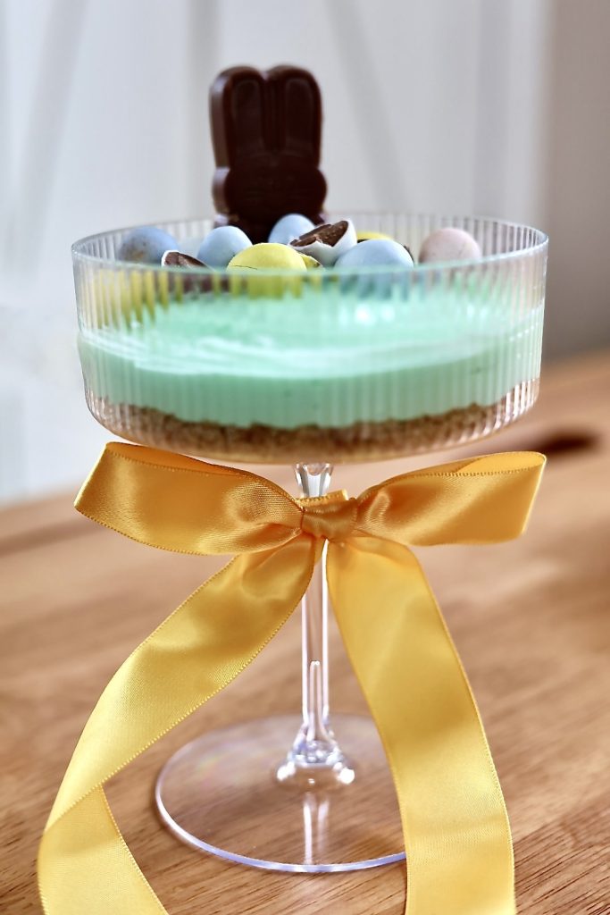 Adorable No Bake Easter Cheesecake Cups 10 no bake cheesecake cups decorated for Easter with candy toppings