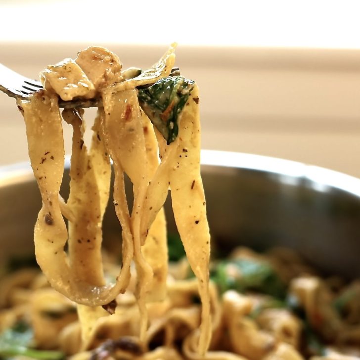 creamy garlic chicken pasta one pan dinner